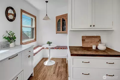 2714 10th Avenue W, Seattle, WA 98119 - Photo 15