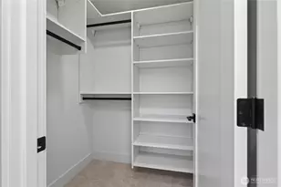 12036 Hiram Pl NE, Seattle, WA 98125 - Photo 23