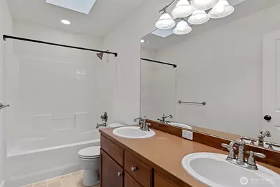 8835 NE 237th Place NE, Redmond, WA 98053 - Photo 31