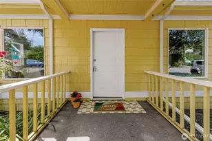 323 Milroy St NW, Olympia, WA 98502 - Photo 3