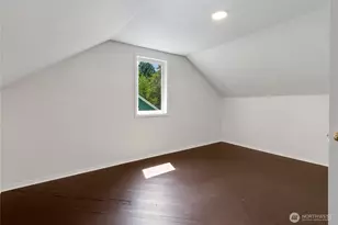 323 Milroy St NW, Olympia, WA 98502 - Photo 15