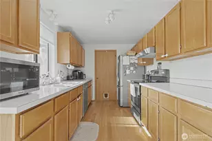 623 Hawks Glen Dr SE, Olympia, WA 98513 - Photo 5