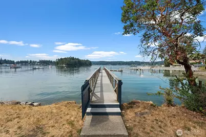 586 North Shore Boulevard, Fox Island, WA 98333 - Photo 37