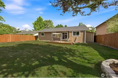 22015 SE 267th S, Maple Valley, WA 98038 - Photo 19