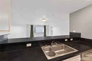 321 10th Ave S, Seattle, WA 98104 - Photo 23