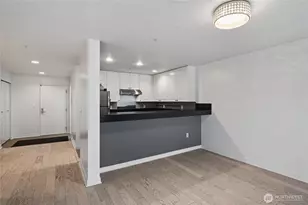 321 10th Ave S, Seattle, WA 98104 - Photo 17