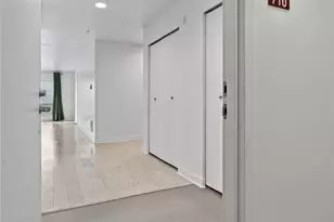 321 10th Ave S, Seattle, WA 98104 - Photo 9