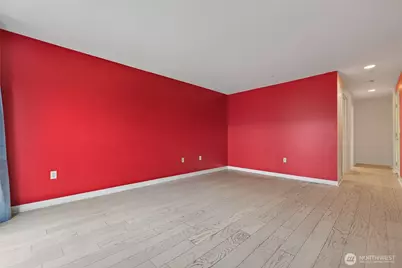 321 10th Avenue S #710, Seattle, WA 98104 - Photo 25