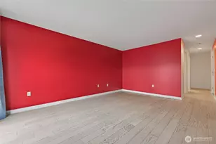 321 10th Ave S, Seattle, WA 98104 - Photo 25