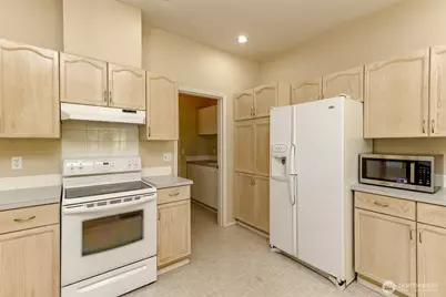 8910 71st Street Ct SW, Lakewood, WA 98498 - Photo 9