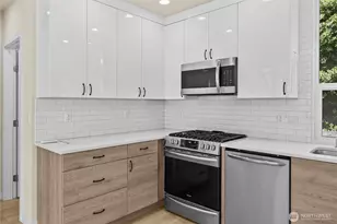 1602 E Marion St, Seattle, WA 98122 - Photo 7