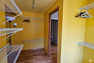 1000 151st Pl NE, Bellevue, WA 98007 - Photo 11