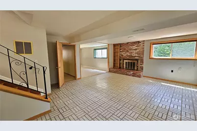 1000 151st Place NE, Bellevue, WA 98007 - Photo 5