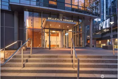 10700 NE 4th Street #4202, Bellevue, WA 98004 - Photo 31