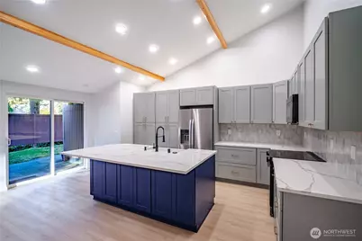 2802 Garden Court #A, Steilacoom, WA 98388 - Photo 3