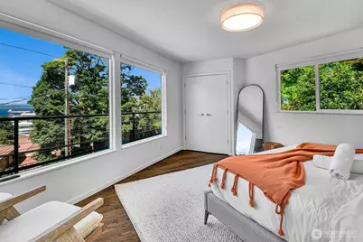 1115 8th Avenue W, Seattle, WA 98119 - Photo 11