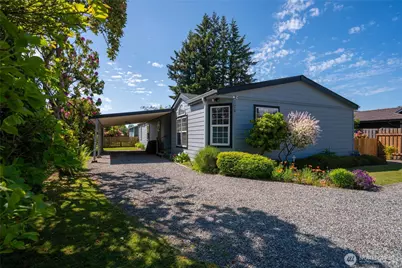 124 N Central Avenue, Sedro Woolley, WA 98284 - Photo 1