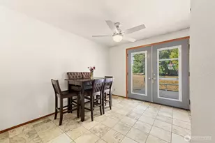 8925 Walter Ct SW, Olympia, WA 98512 - Photo 11