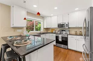 11701 NE 105th Ln, Kirkland, WA 98033 - Photo 11