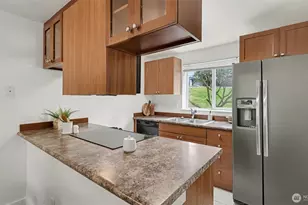 14210 NE 181st Pl, Woodinville, WA 98072 - Photo 7