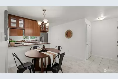 14210 NE 181st Place #M102, Woodinville, WA 98072 - Photo 5