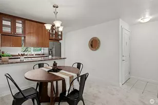 14210 NE 181st Pl, Woodinville, WA 98072 - Photo 5