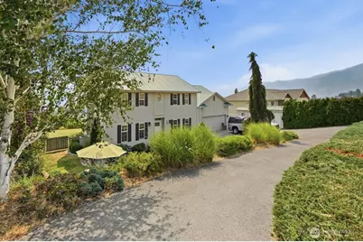 696 Green Avenue, Manson, WA 98831 - Photo 1