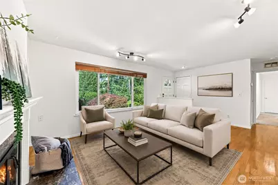 16217 SE Newport Way, Bellevue, WA 98006 - Photo 3
