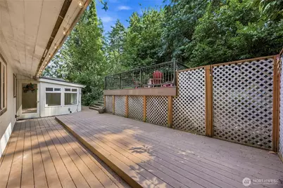16217 SE Newport Way, Bellevue, WA 98006 - Photo 19