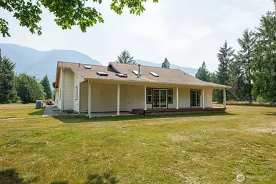 8457 Iron Mountain View Lane, Concrete, WA 98237 - Photo 33