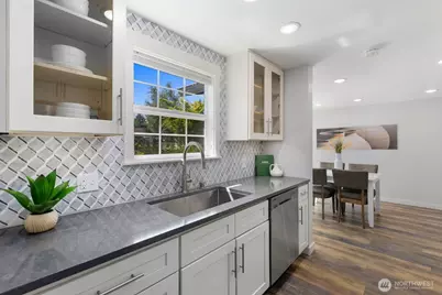 11516 8th Avenue NE, Seattle, WA 98125 - Photo 11