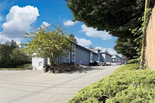 10455 Des Moines Memorial Dr S, Seattle, WA 98168 - Photo 23