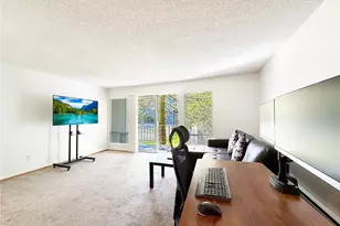 10455 Des Moines Memorial Dr S, Seattle, WA 98168 - Photo 15
