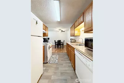 10455 Des Moines Memorial Drive S #N-202, Seattle, WA 98168 - Photo 7