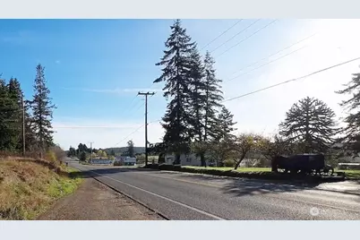 2410 Hastings Avenue W, Port Townsend, WA 98368 - Photo 11