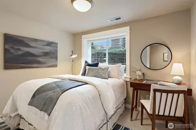 5807 B 55th Avenue NE, Seattle, WA 98105 - Photo 23