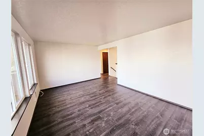 4617 Beach Drive E, Port Orchard, WA 98366 - Photo 3