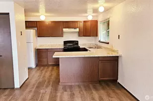 4617 Beach Dr E, Port Orchard, WA 98366 - Photo 13