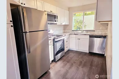 4617 Beach Drive E, Port Orchard, WA 98366 - Photo 5