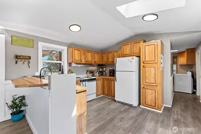 8902 Telegraph Road, Sumas, WA 98295 - Photo 13
