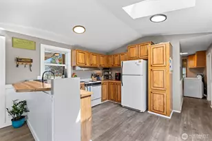 8902 Telegraph Rd, Sumas, WA 98295 - Photo 13