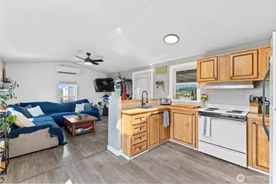 8902 Telegraph Road, Sumas, WA 98295 - Photo 9