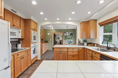 245 Joe Rocky Road, Raymond, WA 98577 - Photo 13