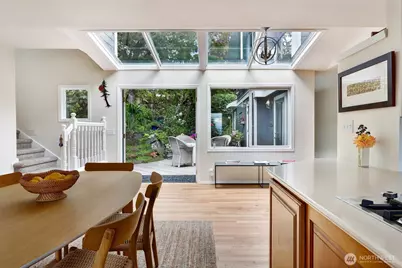 1515 37th Avenue, Seattle, WA 98122 - Photo 11