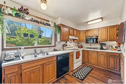 416 N Alcazar Avenue, Arlington, WA 98223 - Photo 11