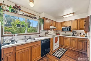 416 N Alcazar Ave, Arlington, WA 98223 - Photo 11