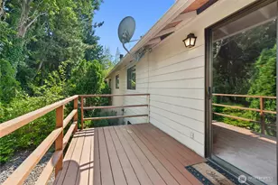 12422 SE 30th St, Bellevue, WA 98005 - Photo 23