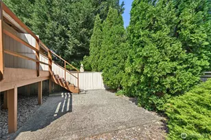 12422 SE 30th St, Bellevue, WA 98005 - Photo 25