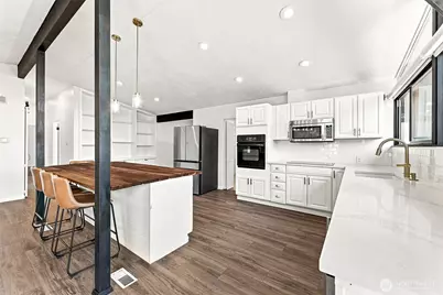 25657 Marine View Drive S, Des Moines, WA 98198 - Photo 13