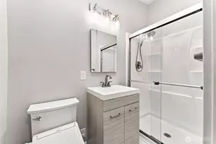 25657 Marine View Dr S, Des Moines, WA 98198 - Photo 19